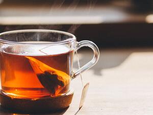 اصنعيه بنفسك: شاي عشبي لتسكين التهاب الحلق