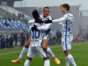 إنتر يسحق مستضيفه إنتر يسحق مستضيفه