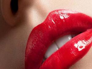 أحمر شفاااه