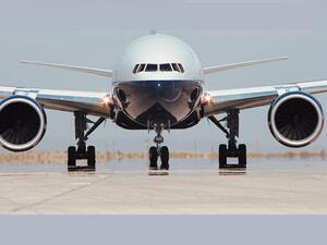 جنرال إلكتريك تحتفل بمرور 25 عاماً من دخول محرك الطائرات النفاثة GE90 للخدمة