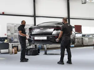 Aston Martin Dubai’s Service Centre secures 5-star rating from UAE’s Emirates Standardization and Metrology Authority