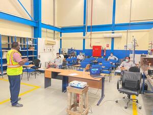 إمداد تسلط الضوء على السلامة على الطرق