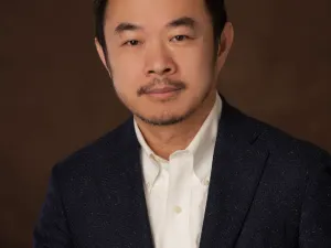 World's first graduate-level AI university appoints world-renowned academic Eric Xing as President