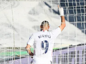 It has been five years since the striker featured for the national team and the former winger believes it is time he was welcomed back into the team (Photo: AFP)