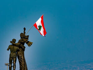Martyrs monument with Lebanon flag at Martyrs square in Beirut. (Shutterstock/ File Photo)