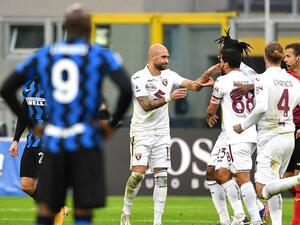 فرحة تورينو بالتقدم لم تدم طويلاً فرحة تورينو بالتقدم لم تدم طويلاً