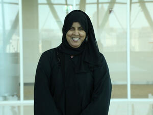 "كليفلاند كلينك أبوظبي" يستخدم التصوير الوظيفي بالرنين المغناطيسي، وتكونولوجيا التصوير الشعاعي ثلاثي الأبعاد لرسم الدماغ في عملية جراحية بالجهاز العصبي أجريت أثناء يقظة المريضة