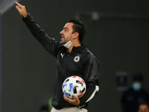 A man who once played alongside the Blaugrana legend and now works under him at Al Sadd believes an emotional homecoming in Catalunya will be made (Photo: AFP)