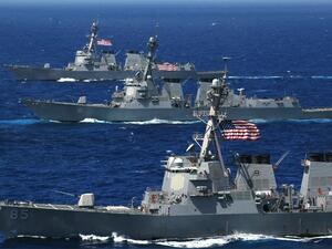 بوارج البحرية الأمريكية تصل الصومال تمهيدا لسحب القوات