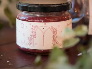 That fruity onion marmalade is the perfect pairing for your festive canapés. Hurry up and get yours now in our “Selection des Chefs” pack! (Twitter)