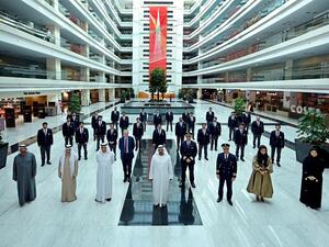 أكاديمية الإمارات لتدريب الطيارين تحتفل بتخريج أول فوج من طلبتها