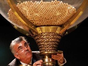 The Spanish lottery draw also known as Loteria de Navidad, a major Christmas event in Spain, since 1812! (Twitter)