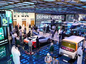 تطبيق بسمات من "اتصالات" يتيح ربط برامج الولاء والمكافآت المتنوعة