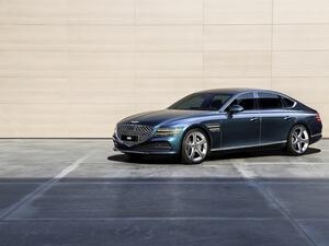 First Motors Launches an Exceptional End of Year Offer for Its Genesis Customers