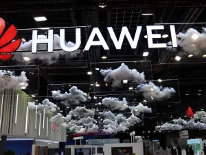Experts Preview the Future of Data Centers at Huawei Middle East Data Center Network Online Summit 2020