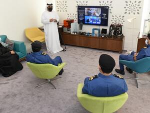 جمارك دبي تعرض لفرق الابتكار في الدوائر والمؤسسات الحكومية تجربتها في تطوير الأفكار والابتكارات الجديدة 