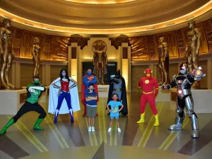 Warner Bros. World Abu Dhabi’s Fans Celebrate Justice League Day!  