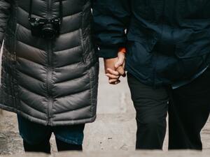 ما تفسير الحلم بشريك غير مخلص في المنام؟