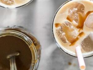 قهوة مثلجة بالكراميل المملح