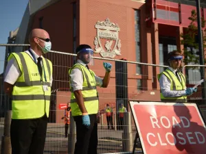 The English top-flight have released official figures for coronavirus cases after calling off Everton's clash with Manchester City on Monday night (Photo: AFP)