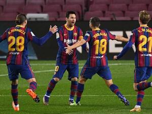 برشلونة يقترب من ركب الصدارة برشلونة يقترب من ركب الصدارة