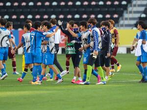 Ulsan Hyundai players celebrate their victory (Photo: AFP)