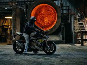 The New BMW S 1000 R