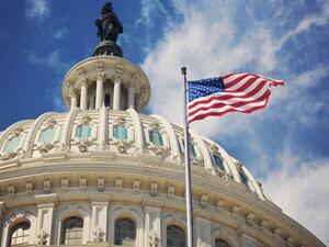 مجلس الشيوخ الأمريكي يتسلم تشريع عزل ترامب