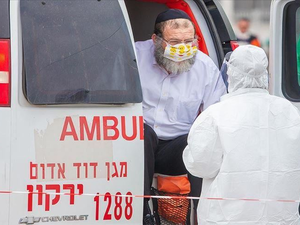 إسرائيل تدرس فرض السوار الإلكتروني على العائدين