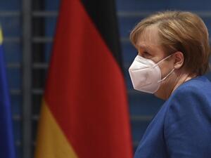 German Chancellor Angela Merkel arrives to lead the weekly cabinet meeting on January 6, 2021 at the Chancellery in Berlin. John MACDOUGALL / AFP / POOL
