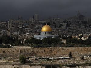 A general view taken on January 15, 2021 from the Mount of Olives shows Jerusalem's Old City with the Dome of the Rock in the al-Aqsa mosque compound. AHMAD GHARABLI / AFP