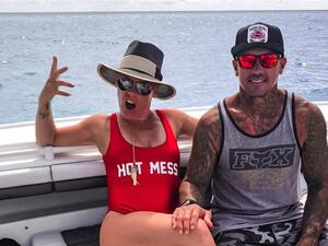 She wrote: “15 years. Proud of us babe. See, sometimes being stubborn pays off." (Instagram/ Pink)