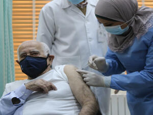 الدكتور  داود حنانيا