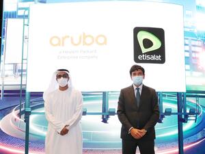 شراكة بين "اتصالات" و"أروبا" لتزويد خدمات الواي فاي المدارة والحلول الشبكية