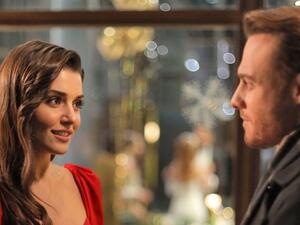 Do You Feel the Love? Kerem Bürsin Hugs Hande Erçel in an Unofficial Setting.. Watch