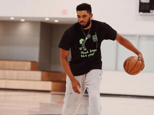 Towns' mom Jacqueline Cruz-Towns died on April 13 at the age of 58