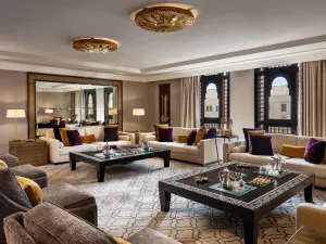 Shaza Madinah Celebrates International Day of Education With Unbeatable Offers
