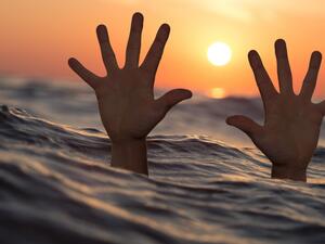 ما تفسير الحلم بالغرق في الماء؟