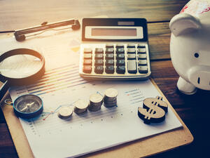 3 Practical Tips to Help You Achieve Your New Year Financial Resolutions