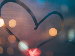 تفسير الحلم بالوقوع في الحب؟