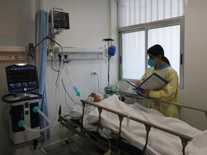 Discrimination Against Minorities in Lebanon Hits Vaccines; 'Citizens First, Refugees Last'
