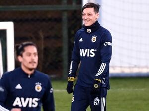 The ex-Germany international agreed to a significant wage reduction in order to complete a move away from Emirates Stadium (Photo: AFP)