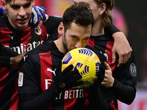 Hakan Calhanoglu (Photo: AFP)
