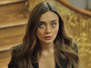 Damla Sönmez Belly-Dances in Çukur.. And The Series Is Set to End on This Date