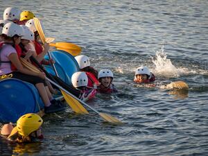 Sharjah Girl Guides in search and rescue operations 