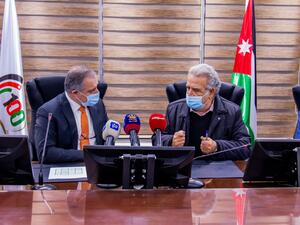 "مختبرات مدلاب" توفر عدة فرص عمل ضمن اتفاقيتها مع وزارة العمل