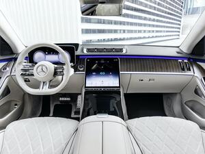 The New Mercedes-Benz S-Class Automotive Luxury Experienced in a Completely New Way
