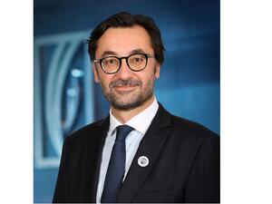 بنك الإمارات دبي الوطني يكشف عن توقعاته للاستثمارات العالمية لعام 2021