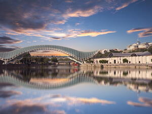 فلاي دبي تستأنف رحلاتها إلى تبليسي