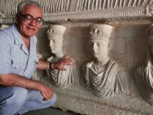عالم الآثار خالد الأسعد